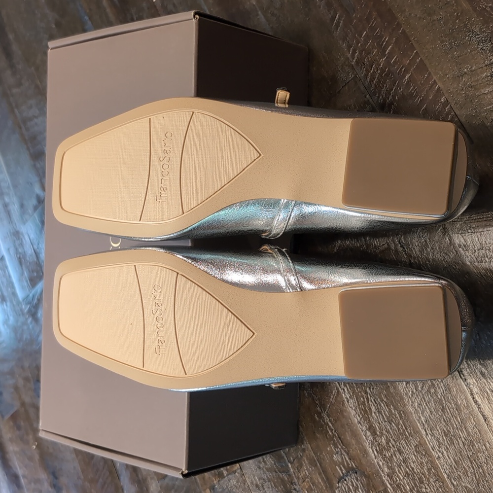 NWT - Franco Sarto Tinsley Metallic Silver Ballet Flats - Picture 8 of 11